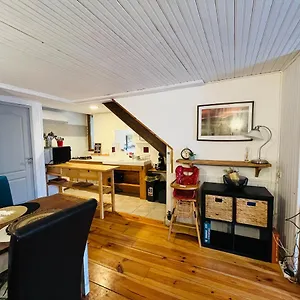 https://le-gite-de-la-vallee-du-douctouyre.midi-pyreneeshotels.com
