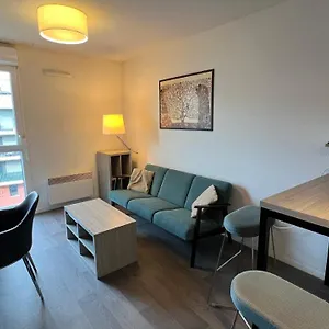 https://auriol.midi-pyreneeshotels.com