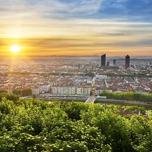 https://bon-temps-suite-cosy.hotels-rhonealpes.com